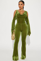 Newinlook Velvet Green Special Tight Long Off-the-Shoulder Sleeves Jump Suit