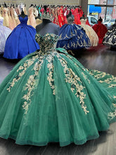 Exquisite Emerald Green Tulle Quinceanera Dress Strapless Ball Gown with 3D Floral Appliques & Bow Detail for Sweet 16