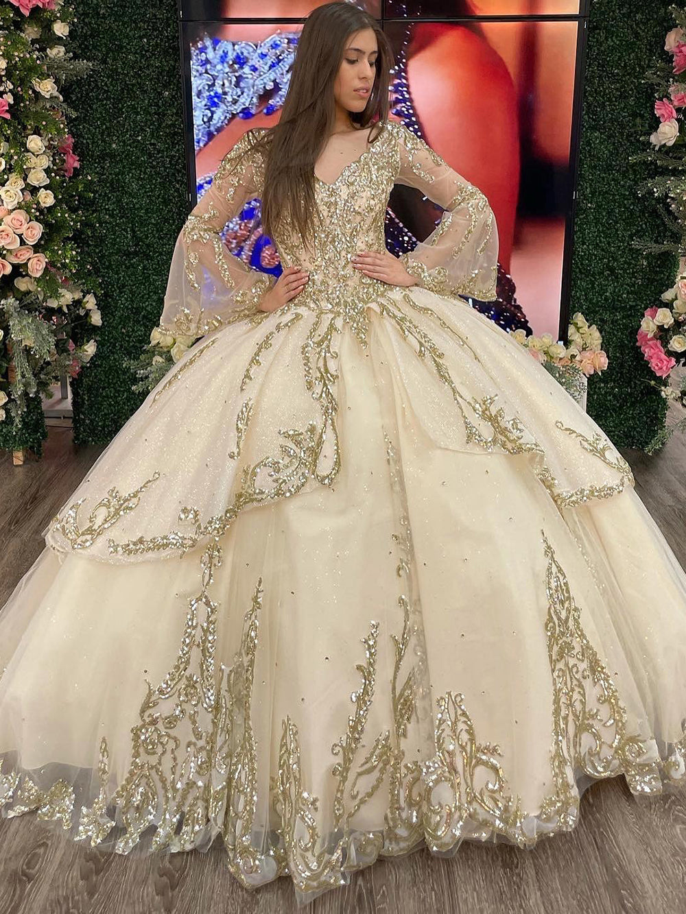 Champagne Tiered Tulle Quinceanera Dress Sweetheart Ball Gown with Long Sleeves Sequins & Beaded Appliques for Sweet 16 & Evening Galas