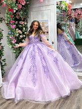 Lilac Tulle Quinceanera Dress Off-Shoulder Ball Gown with Lace Appliques for Sweet 16 & Evening Galas