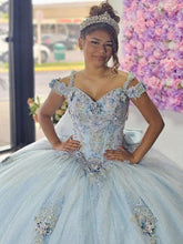 Exquisite Sky Blue Ball Gown Off-Shoulder Beaded Tulle Quinceanera Dress with Floral Appliques for Princess Birthday & Sweet 16 Celebrations