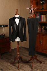 Newinlook Baldwin All-Black Custom Three-Piece Wedding Suit for Bridegrooms