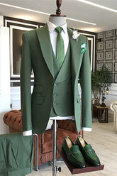 Newinlook Classic Green Three-Piece Casual Suit with Peaked Lapel