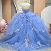 Exquisite Light Blue Tulle Quinceanera Dress Strapless Tiered Ball Gown with Delicate Lace Appliques for Sweet 16