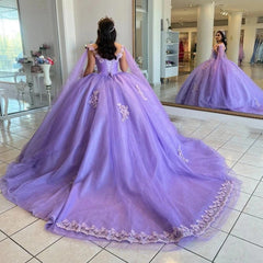 Lavender Tulle Quinceanera Dress Strapless Ball Gown with 3D Floral Lace Appliques for Sweet 16 & Special Occasions