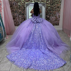 Lilac Tulle Quinceanera Dress Strapless Ball Gown with Lace Flower Appliques and Beaded Bow Knot for Sweet 16
