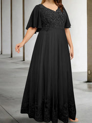 Plus Size V-Neck A-Line Princess Floor-Length Mother of the Bride Dress with Appliques and Half Sleeves