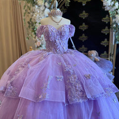 Off-Shoulder Ball Gown Tiered Purple Tulle Quinceanera Dress with 3D Butterfly Appliques for Sweet 16