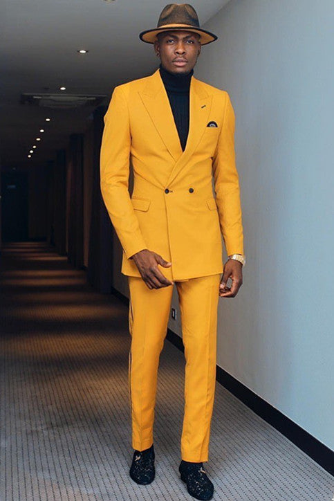 Newinlook Double-Breasted Yellow Bespoke Business Suit with Peaked Lapel