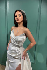 Newinlook White V-Neck Mermaid Spaghetti-Straps Split Evening Dress With Sequins