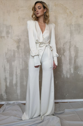 Newinlook Charming Long Sleeves White V-Neck Long Jump Suit With Belt