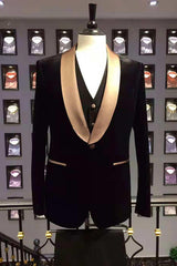 Newinlook Popular Black Wedding Suit with Champagne Shawl Lapel for Men’s Events
