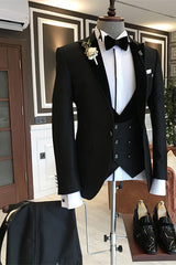 Newinlook Three-Piece Black Summer Wedding Suit with Peaked Lapel for Men’s Celebrations