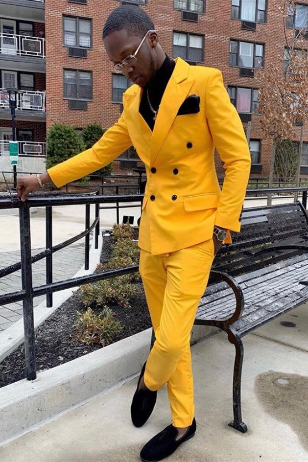 Newinlook New Arrival Double-Breasted Yellow Wedding Suit with Peaked Lapel for Groom
