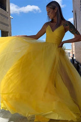 Newinlook Slit Spaghetti Strap Ball Gown Tulle Evening Dress