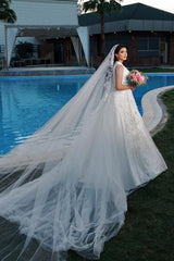 GorgeousA-Line V-Neck Sleeveless Tulle Floor-Length Wedding Dresses with Appliques