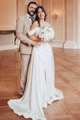 Gorgeous Long A-Line Elegant V-Neck Off-The Shoulder Split Front Strapless Wedding Dresses with Ruffles