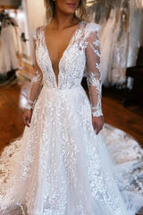 Amazing Long A-Line Long Sleeve Floor-Length Fabulous V-Neck Tulle Wedding Dresses with Appliques
