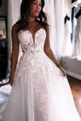 Elegant A-Line Sleeveless Floor-Length Tulle Sweetheart Wedding Dresses with Appliques