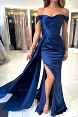 Sweetheart Long A-Line Stain Royal Blue Split Front Off-the-Shoulder Strapless Prom Dresses with Ruffles