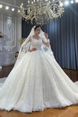 Charming Long Ball Gown Sweetheart Tulle Lace Appliques Floor-Length Wedding Dresses with Long Sleeves