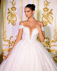 Elegant Long A-line Off-the-shoulder V-neck Appliqué Wedding Dress