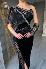 Stunning Long Black Mermaid Lace Off-the-shoulder Dress With Dramatic Slit