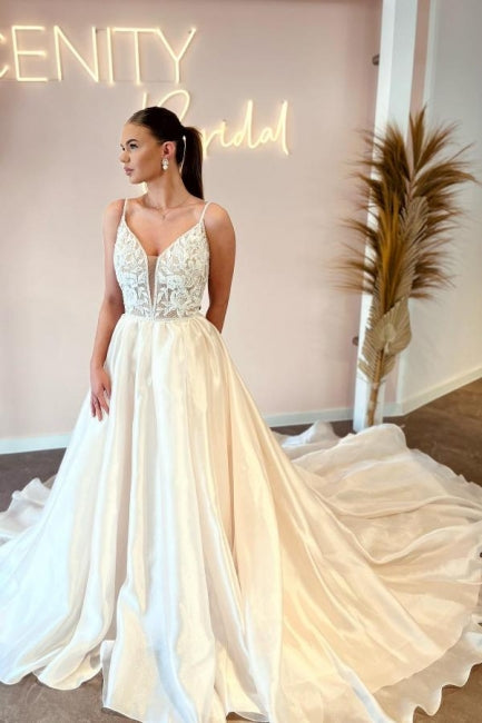 Fabulous Floor-Length Spaghetti Straps V-Neck Sleeveless A-Line Wedding Dresses with Appliques