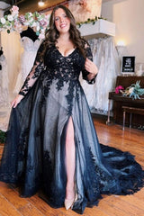 Fabulous Long Floor-Length A-Line Split Front Long Sleeves V-Neck Prom Dresses with Appliques