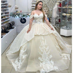 Exquisite Off-Shoulder Ball Gown with Lace Applique & Tiered Tulle Ruffles Quinceanera & Formal Evening Gown for Sweet 16