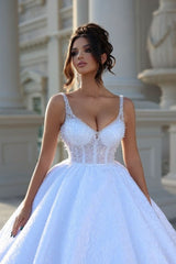 Fabulous Floor-Length Straps Sleeveless V-Neck Beadings Ball Gown Wedding Dresses with Lace