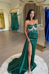 Elegant Long Dark Green Stain A-Line Sweetheart Split Front Sleeveless Prom Dresses with Beads