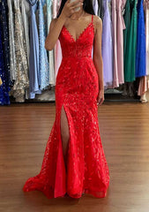 A-Line V-Neck Sleeveless Prom Dress/Evening Dress with Sequins Split and Sweep Train Tulle