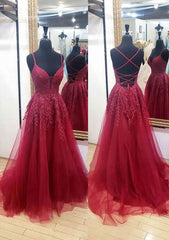 A-Line V-Neck Tulle Prom Dress/Evening Dress With Appliqued Laced and Chapel Train