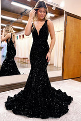 Newinlook Elegant Black Straps V Neck Mermaid Sequins Evening Dress With Backless