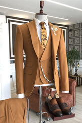 Newinlook Gentle Double-Breasted Orange Prom Suit with Peaked Lapel