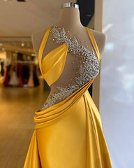 Newinlook Luxury Golden Halter Mermaid Appliques Evening Dress With Ruffle