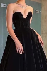 Newinlook Black Strapless Sleeveless Evening Dress Sweetheart