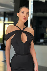 Newinlook Off-The-Shoulder Mermaid Black Halter Evening Dress