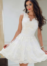 A-Line Princess V-Neck Short Mini Lace Prom Dress
