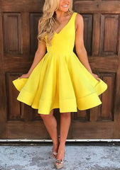 A-line V Neck Sleeveless Satin Short/Mini Homecoming Dress