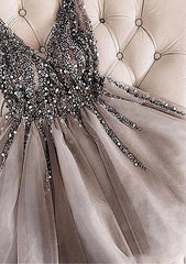A-Line V Neck Sleeveless Tulle Short/Mini Homecoming Dress with Sequins Beading