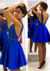 A-Line/Princess Bateau Short/Mini Tull Homecoming Dress with Beaded Detail
