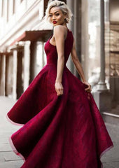 A-Line/Princess Square Neckline Asymmetrical Lace Cocktail Dress With Pleated Look