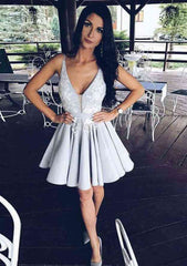 A-Line/Princess V-Neck Satin Cocktail Dress With Appliqued