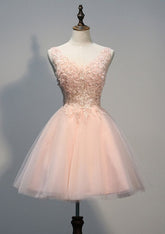 A-Line/Princess V-Neck Sleeveless Short/Mini Tulle Prom Dress with Appliqued Beading