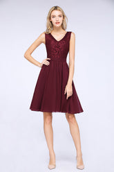 Elegant Lace V-Neck Short Burgundy Chiffon Bridesmaid Dress with Ruffle