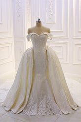 Elegant Off-the-Shoulder Tulle Wedding Dress Sweetheart Lace Appliques Bridal Gowns with Overskirt On Sale