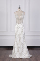Gorgeous Mermaid V-Neck Tulle Wedding Dress Sequined Bedaings Sleeveless Bridal Gowns On Sale