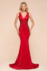 Gorgeous Red Mermaid V-Neck Prom Dress Long With Lace Appliques Online